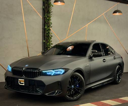 BMW 330e 2.0 16V TURBO HÍBRIDO M SPORT AUTOMÁTICO BMW 330e 2.0 16V TURBO HÍBRIDO M SPORT AUTOMÁTICO